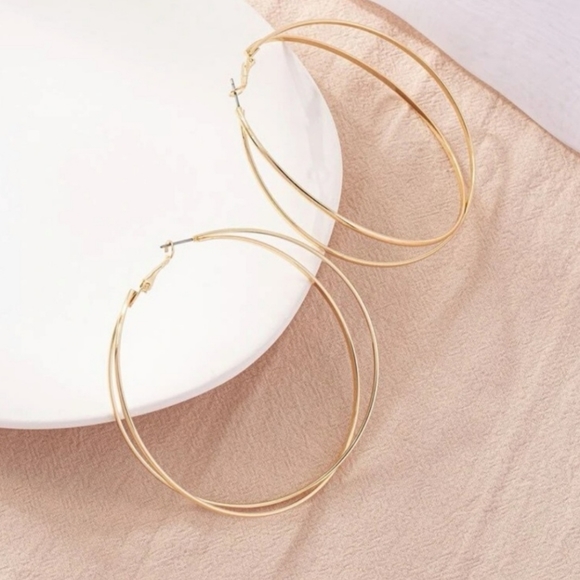 Oversized Gold Colored Layered Look Hoop Earrings sz 8cm - Picture 5 of 8